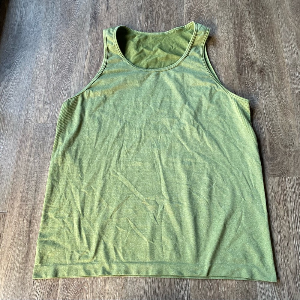 Men’s Lululemon tank top